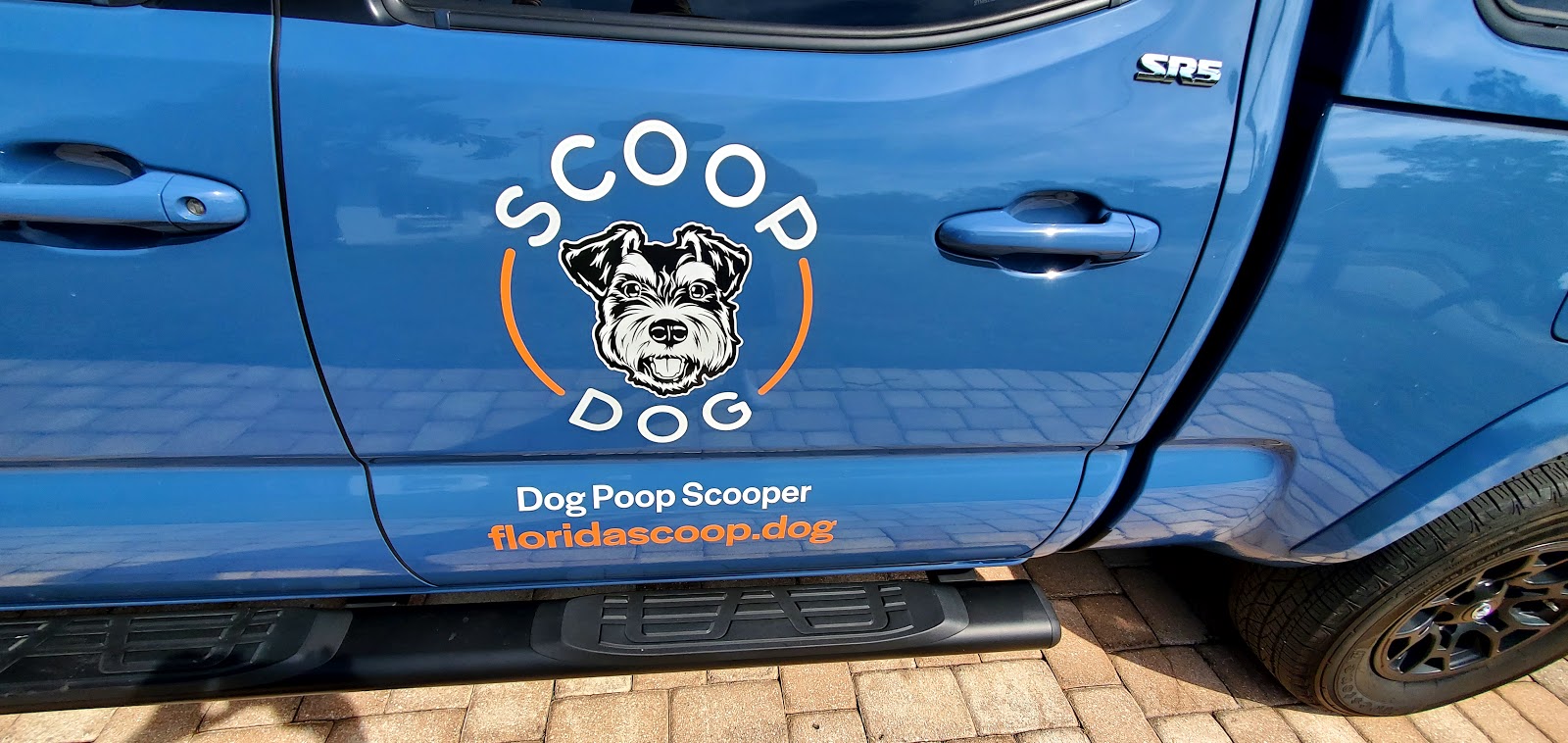 Scoop Dog Poop Scoop Service - Photo 3