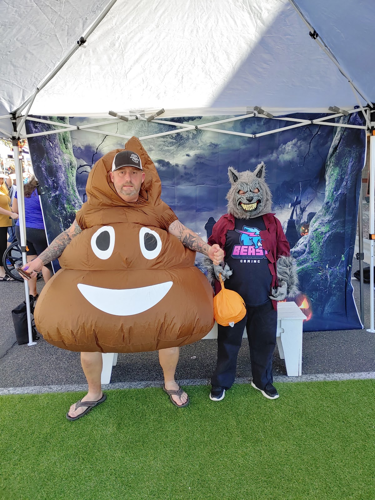 Doody Defense/Pooper Scooper/Pet Sitter LLC