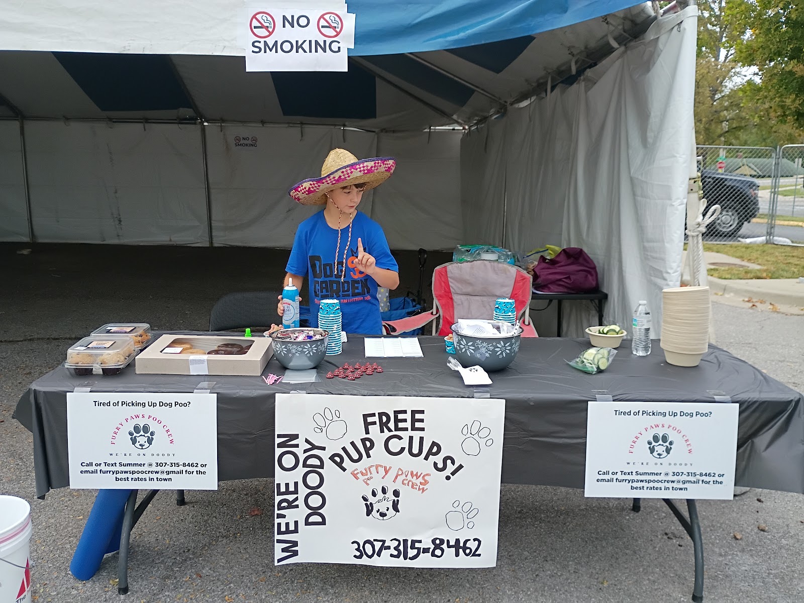 Furry Paws Poo Crew - Photo 2