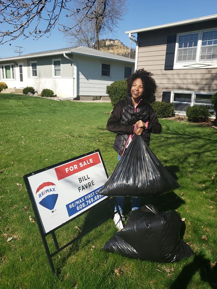 Grace's Pet Waste Removal "Dog Poop Cleanup"