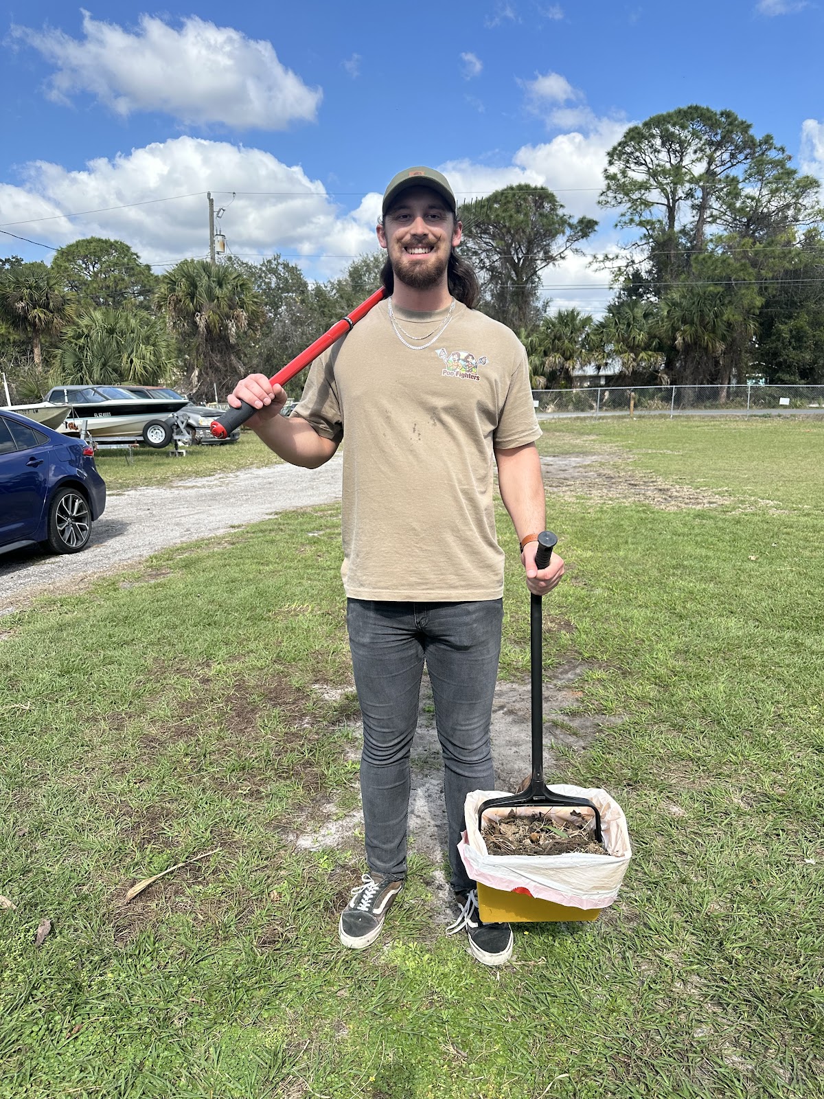 Poo Fighters - Photo 3