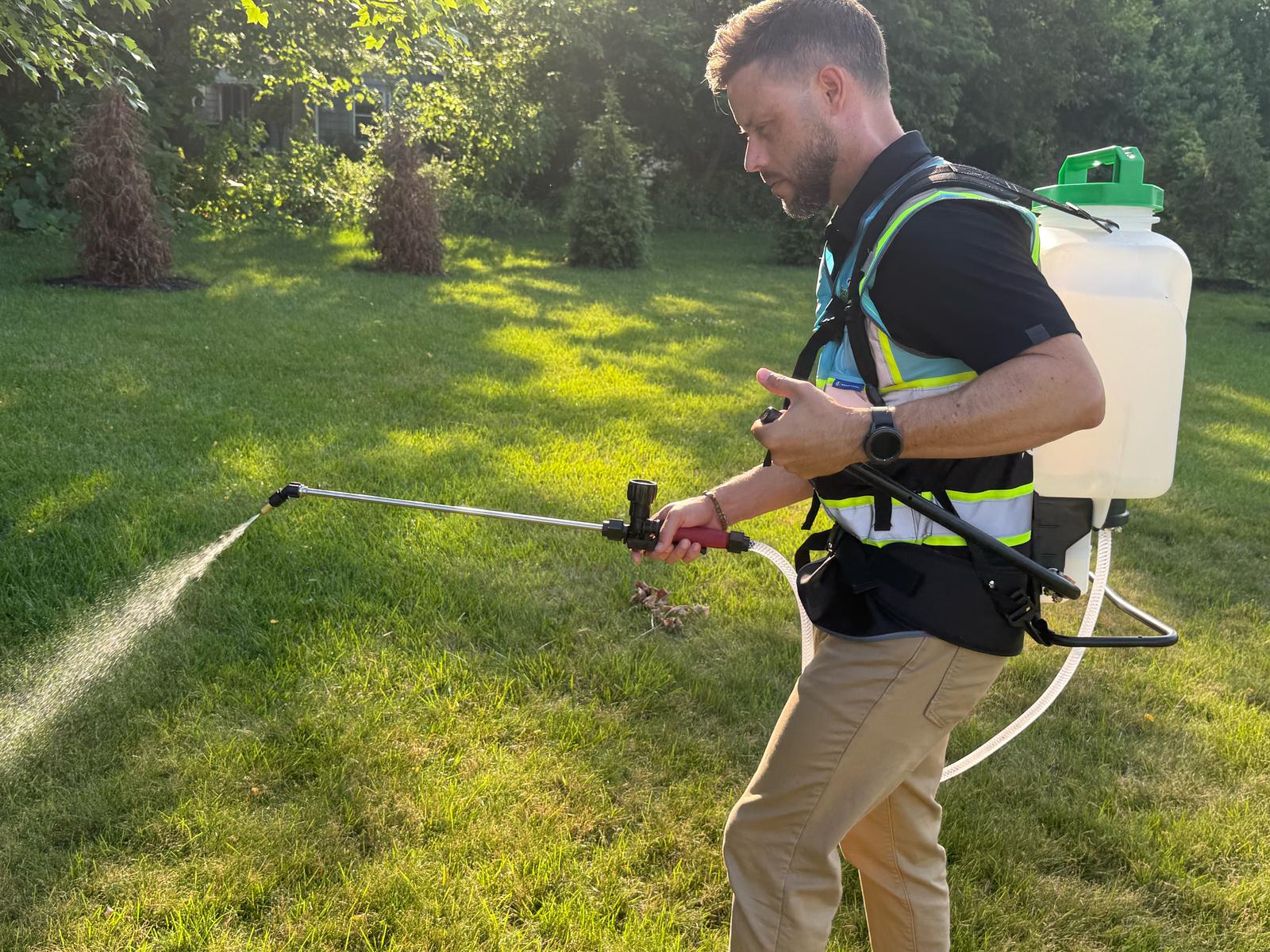 Scoop Town Dog Waste Removal - Poop Scooper - Photo 2