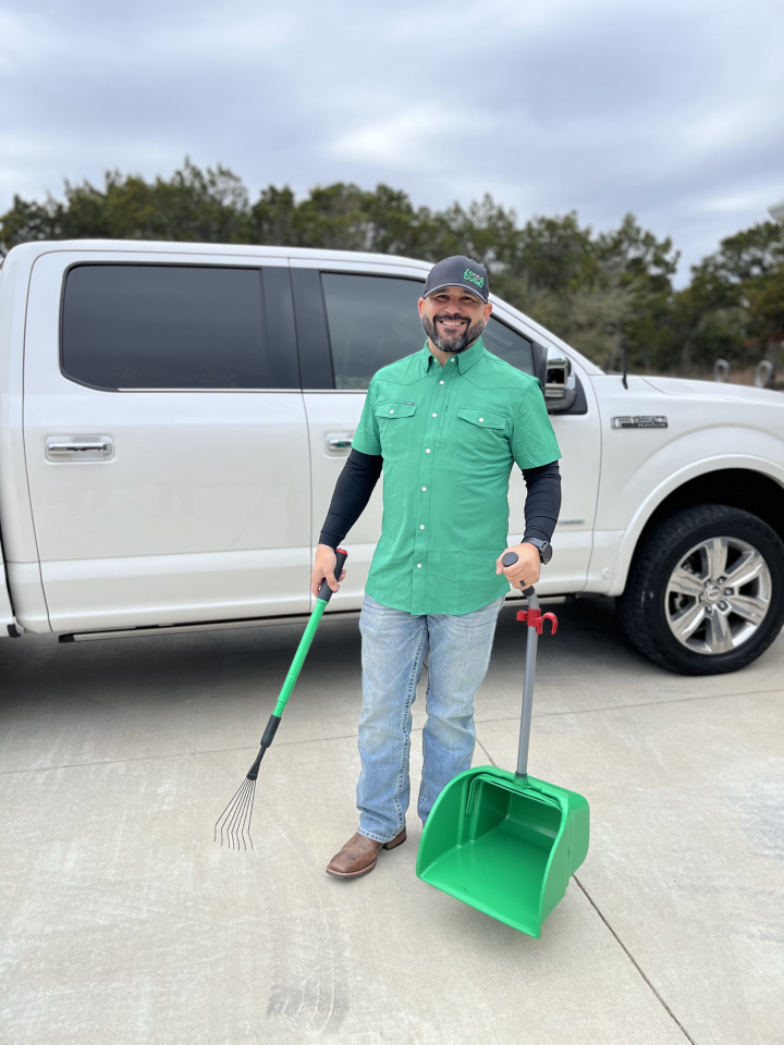 Scoop Duties - Photo 2