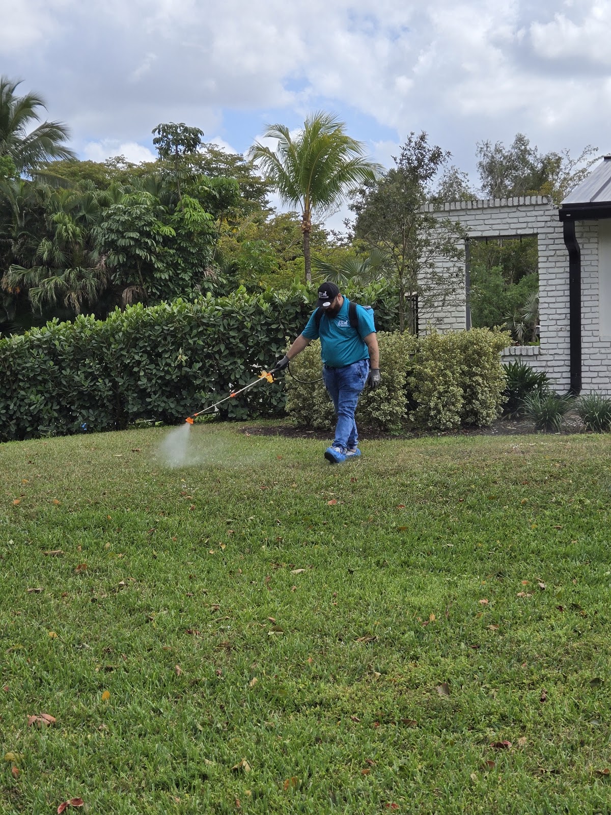 MR Pooper Scooper LLC