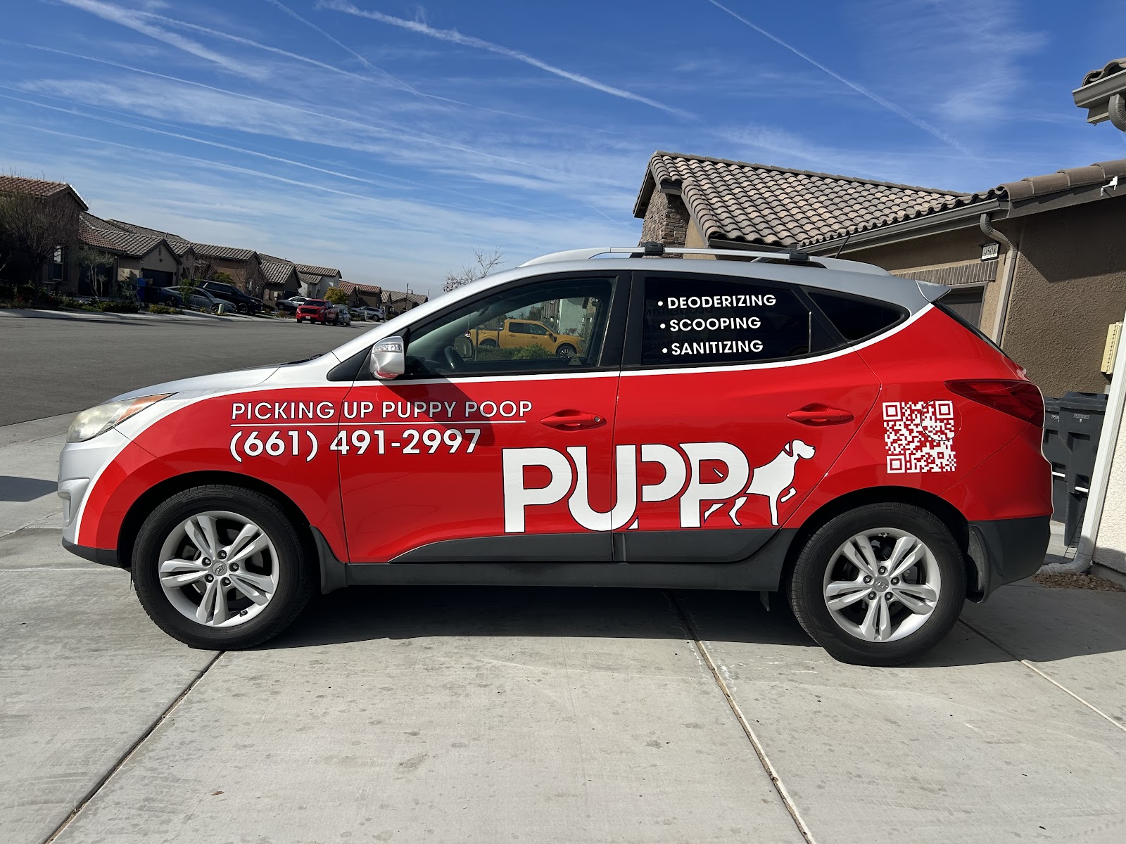 Picking Up Puppy Poop - Photo 3