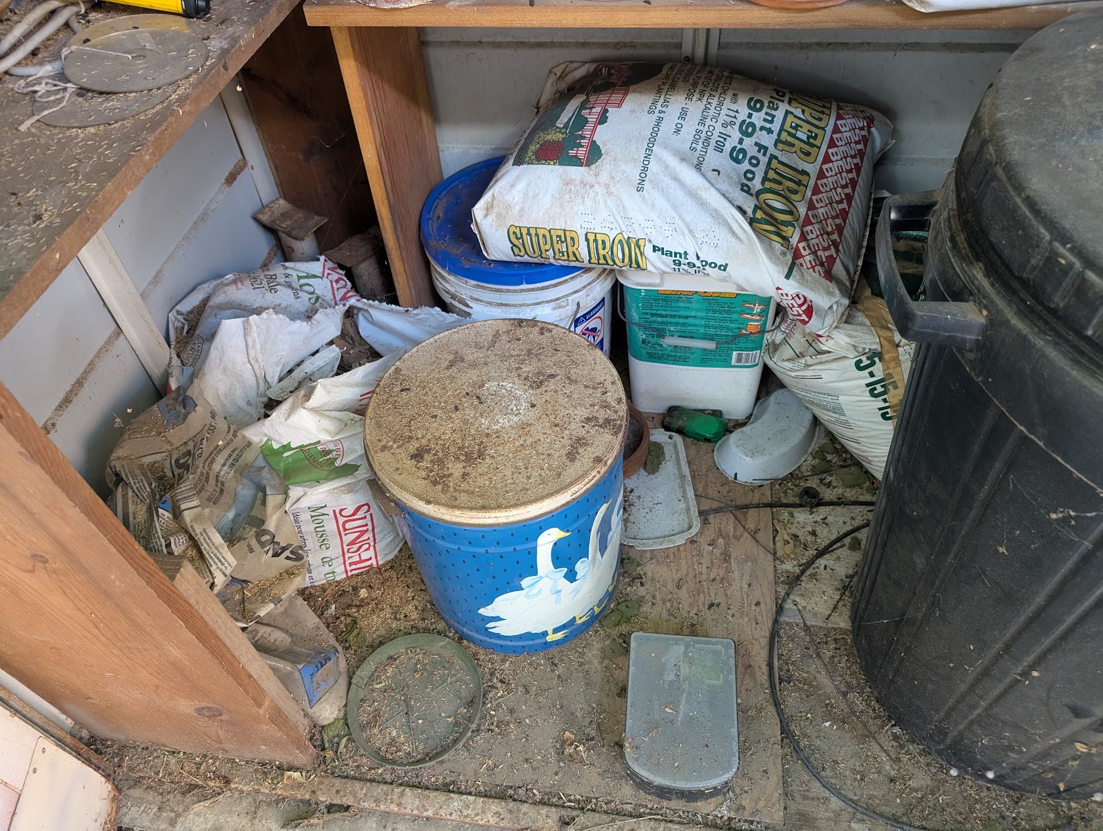 The Pooper Picker Upper - Photo 3