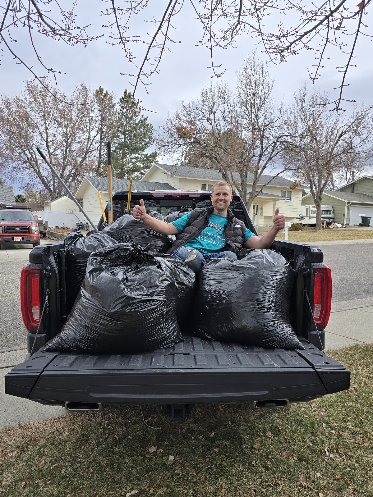 Kalen The Pooper Scooper - Photo 3