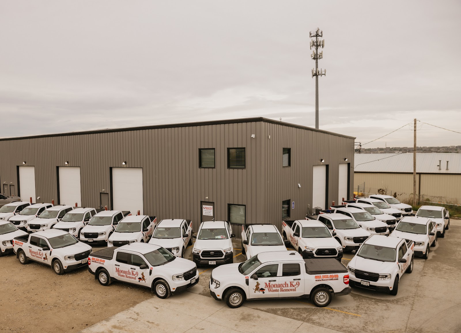 Monarch K-9 Waste Removal