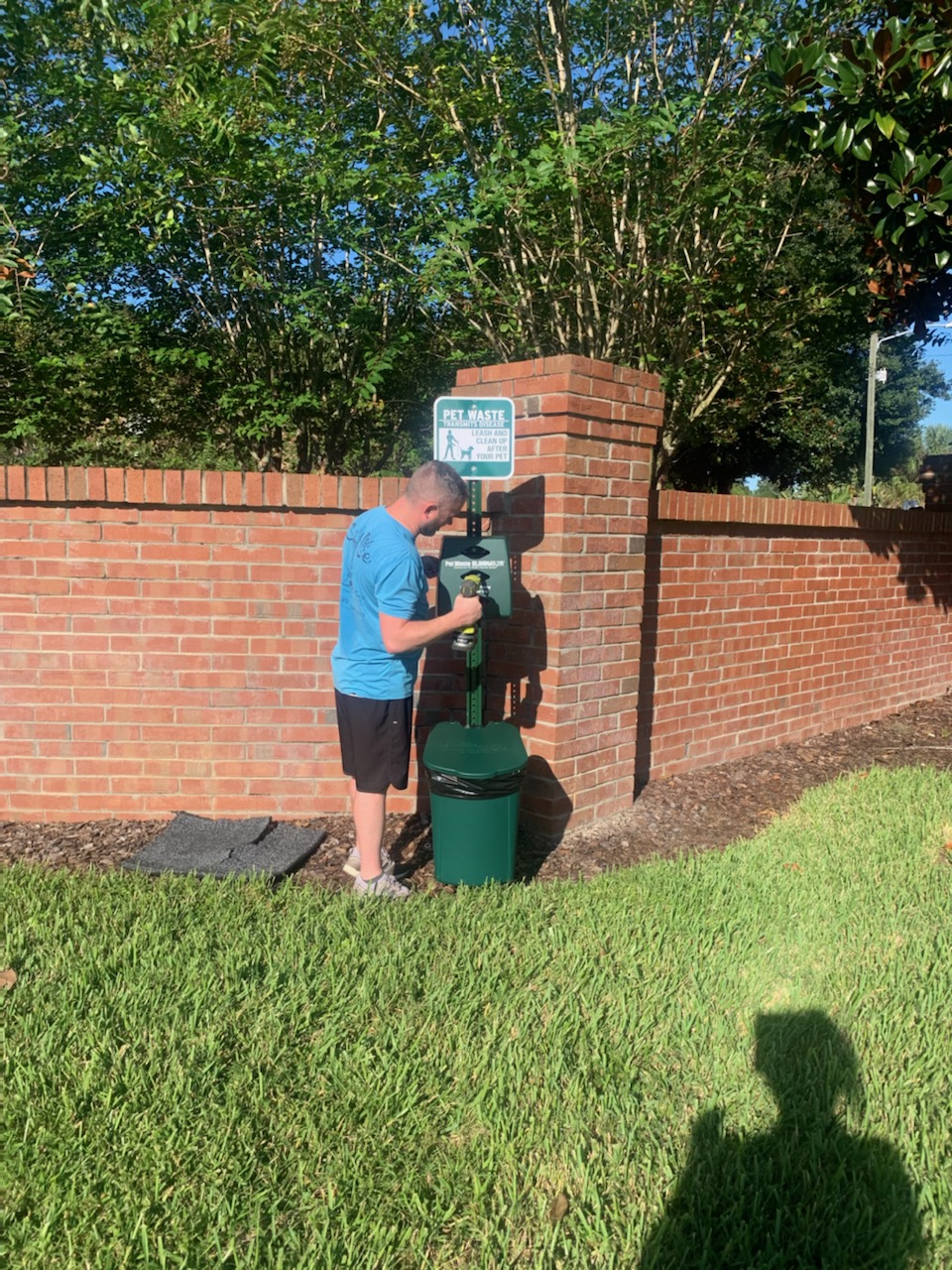 The Original Pooper Scooper - Photo 3