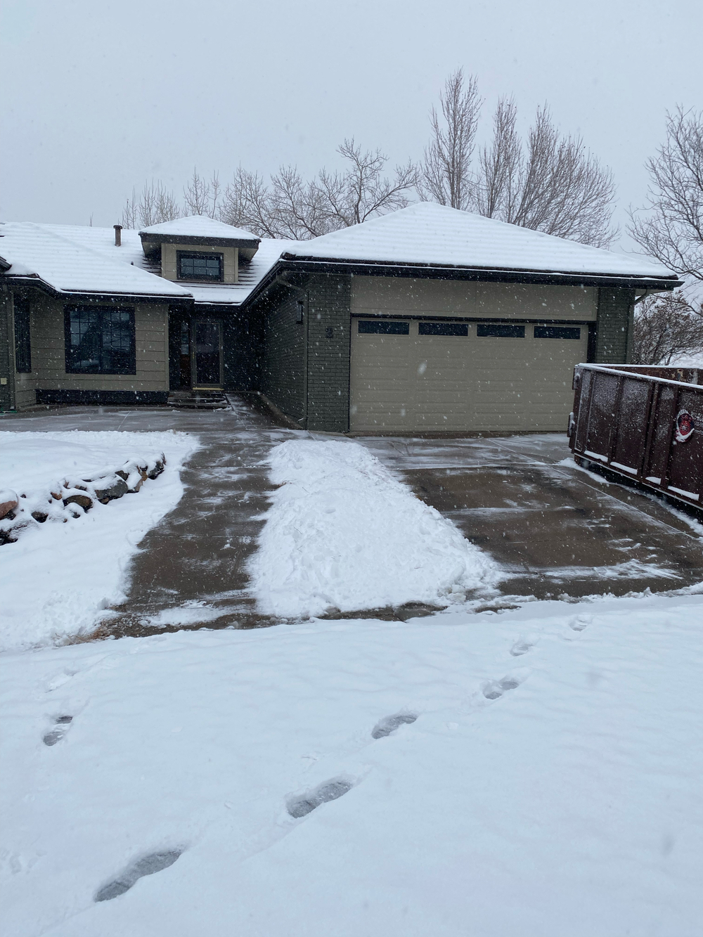 AwwCrap! Pooper Scooper Service - Photo 4