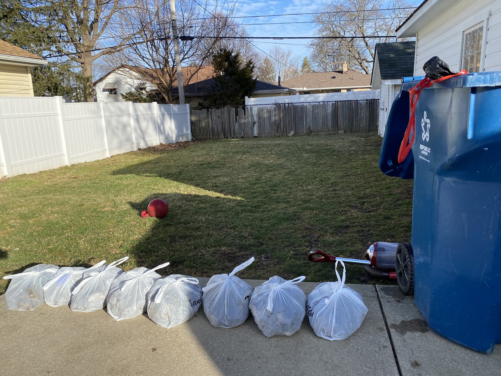 Dog Gone It Yard Duty - Bargain Dog Waste Services - Photo 3