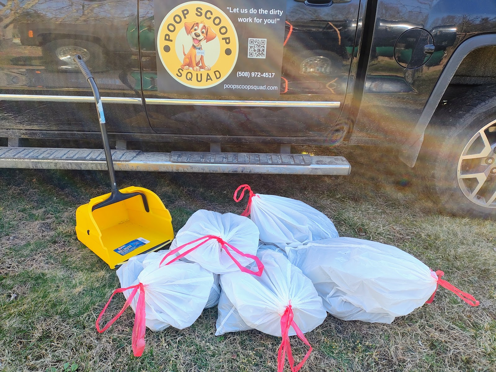 Poop Scoop Squad - Photo 2