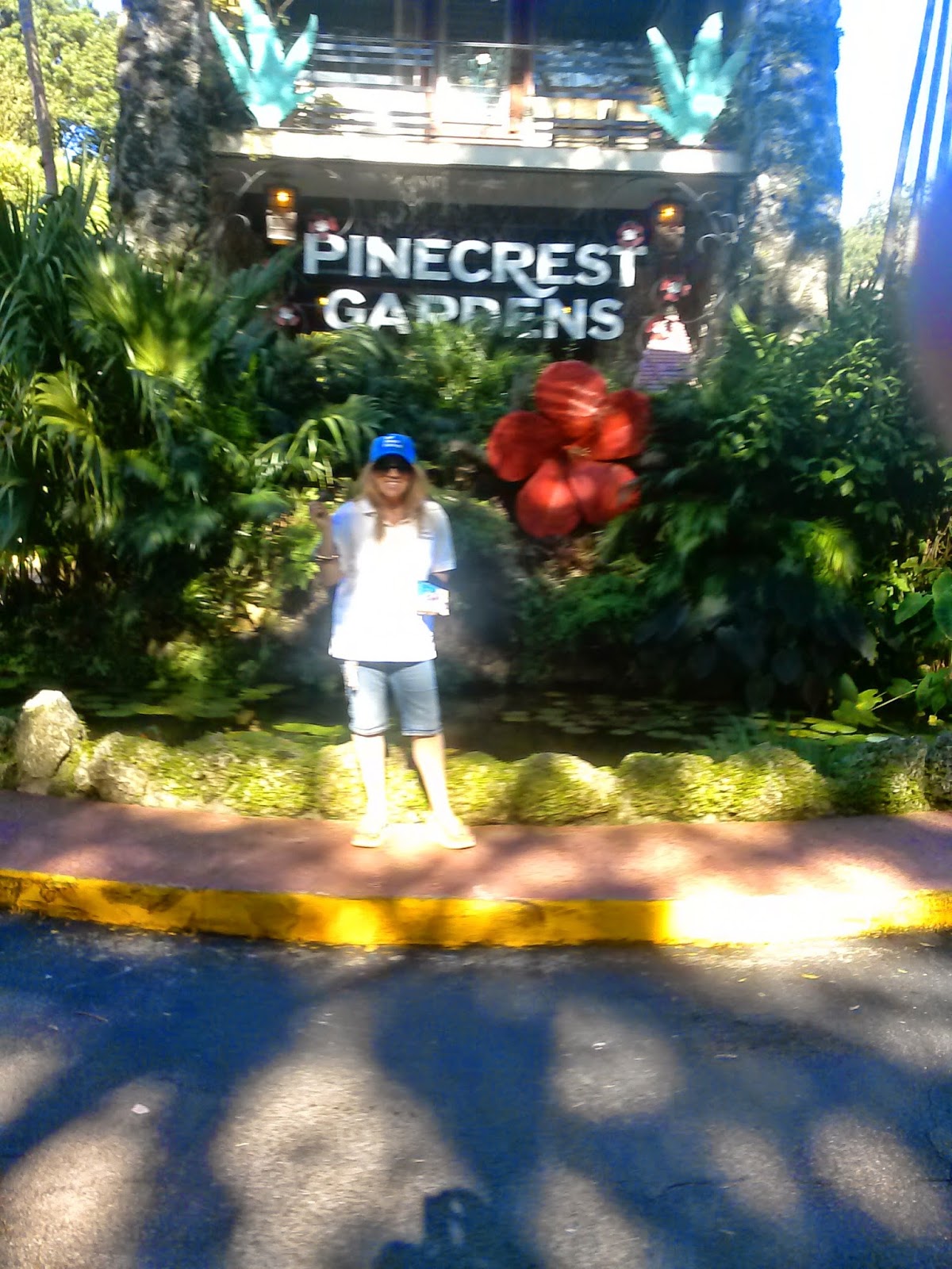 Pet Poop Pickup LLC - Photo 2