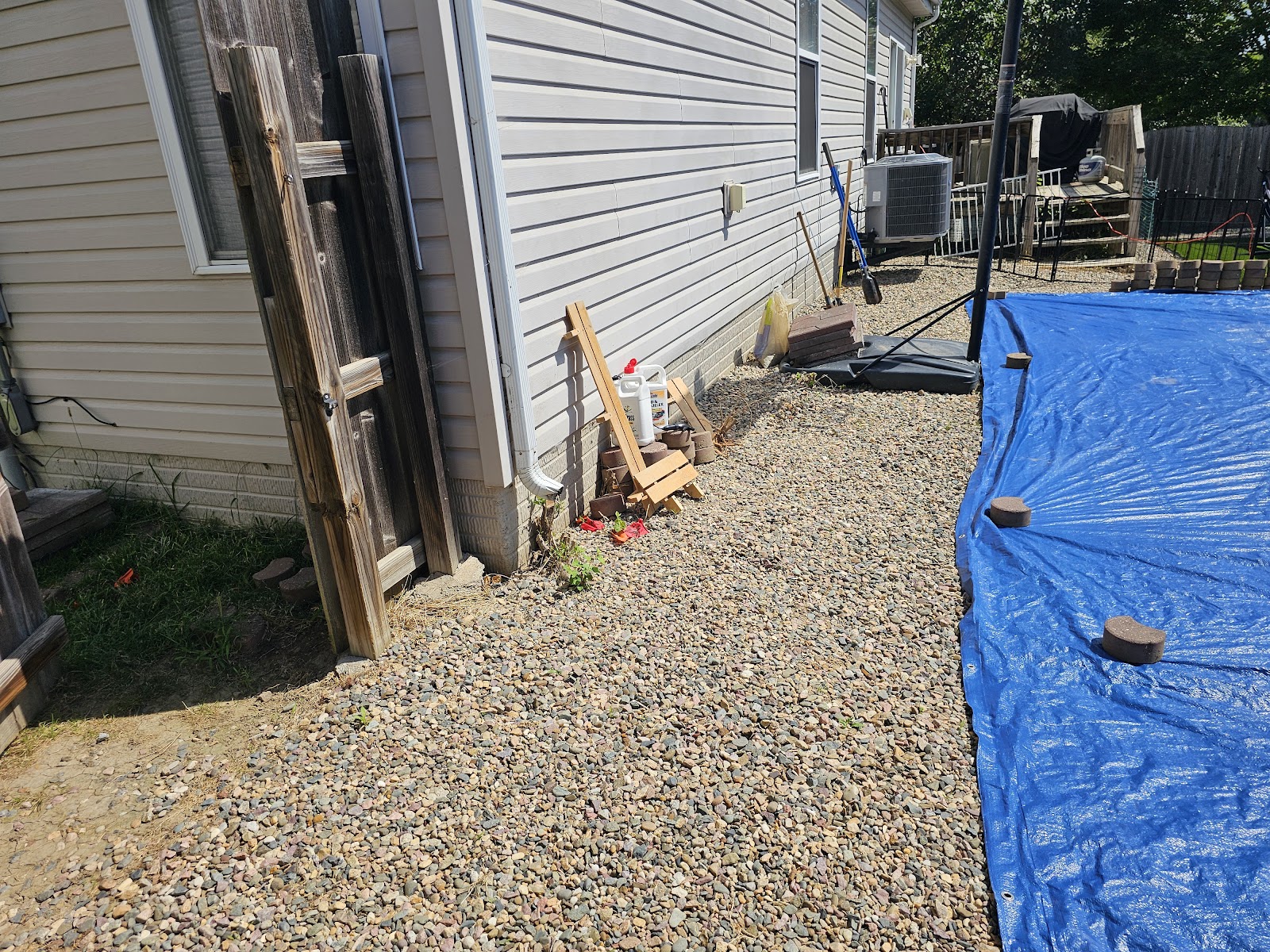 The Doo Doo Crew - Photo 2