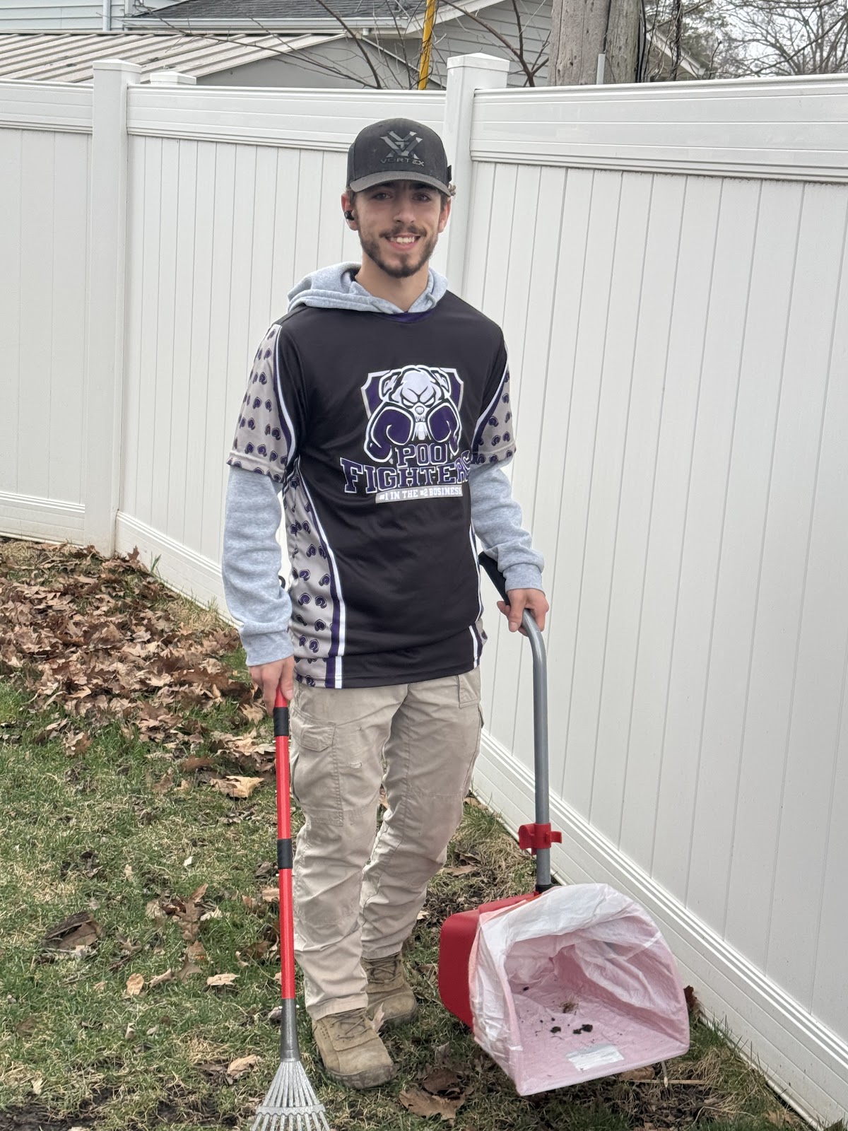 Poo Fighters - Photo 2