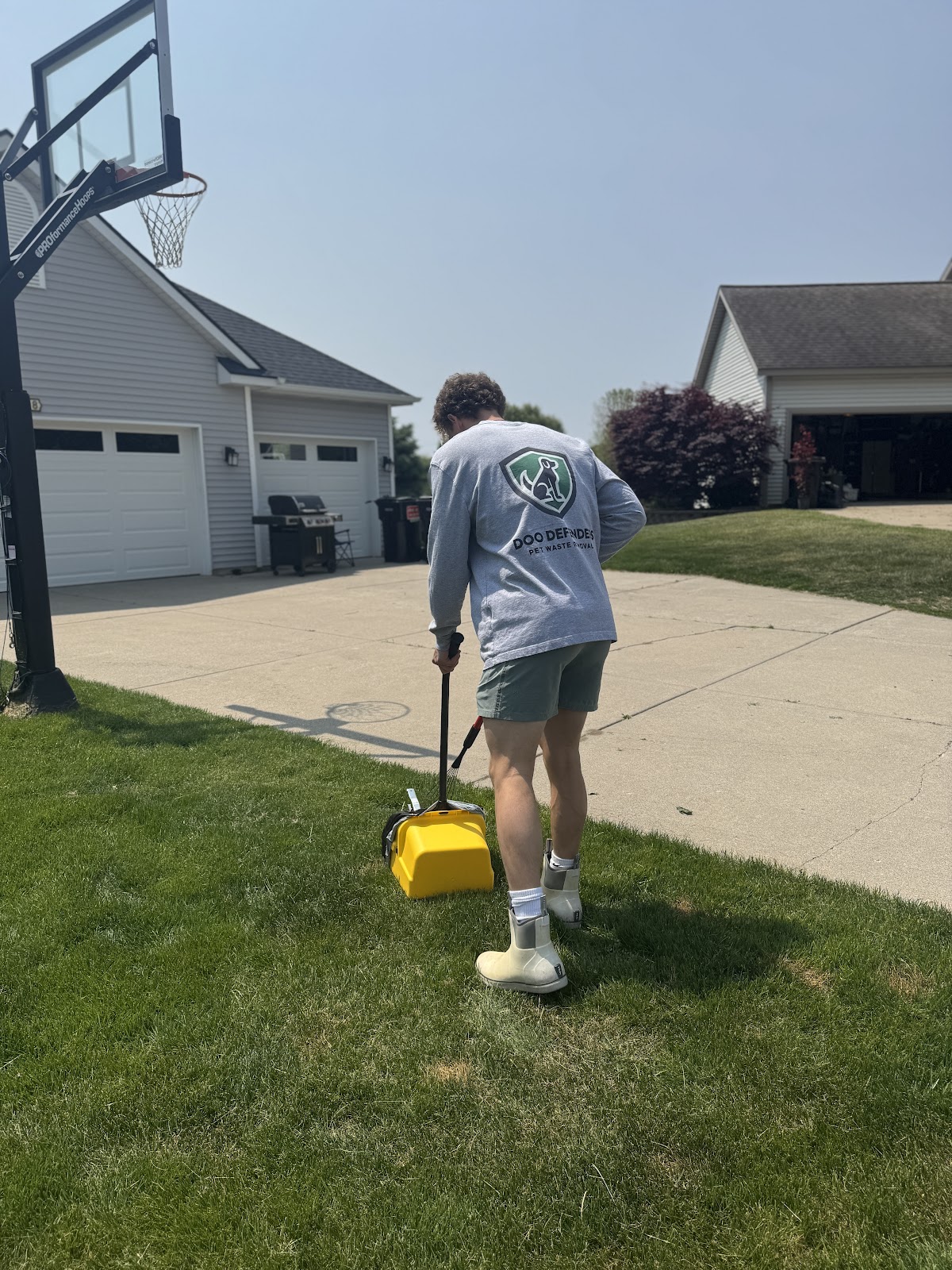 Doo Defenders - Pooper Scooper Service in Grand Rapids & West Michigan - Photo 2