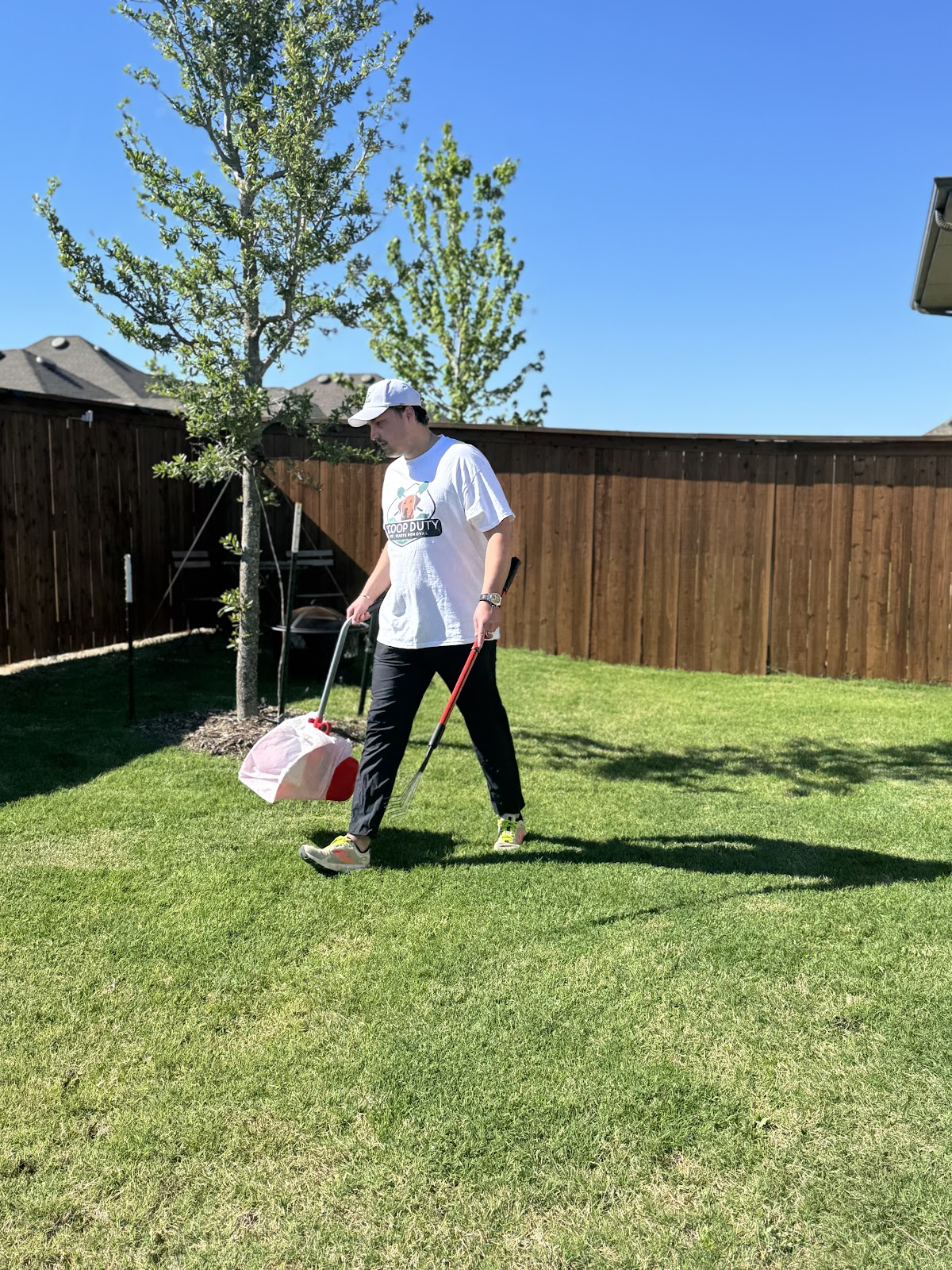 Scoop Duty - Photo 4