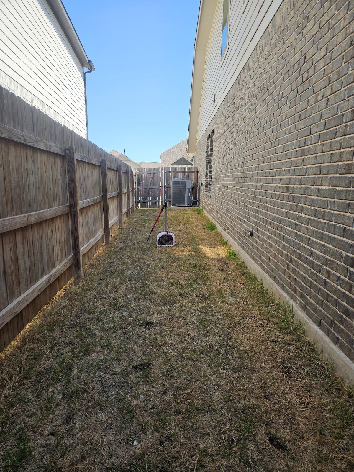 The Scoop Service - Photo 3