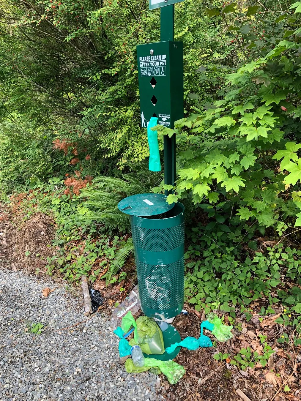 Uncle Knox Pet Waste Removal