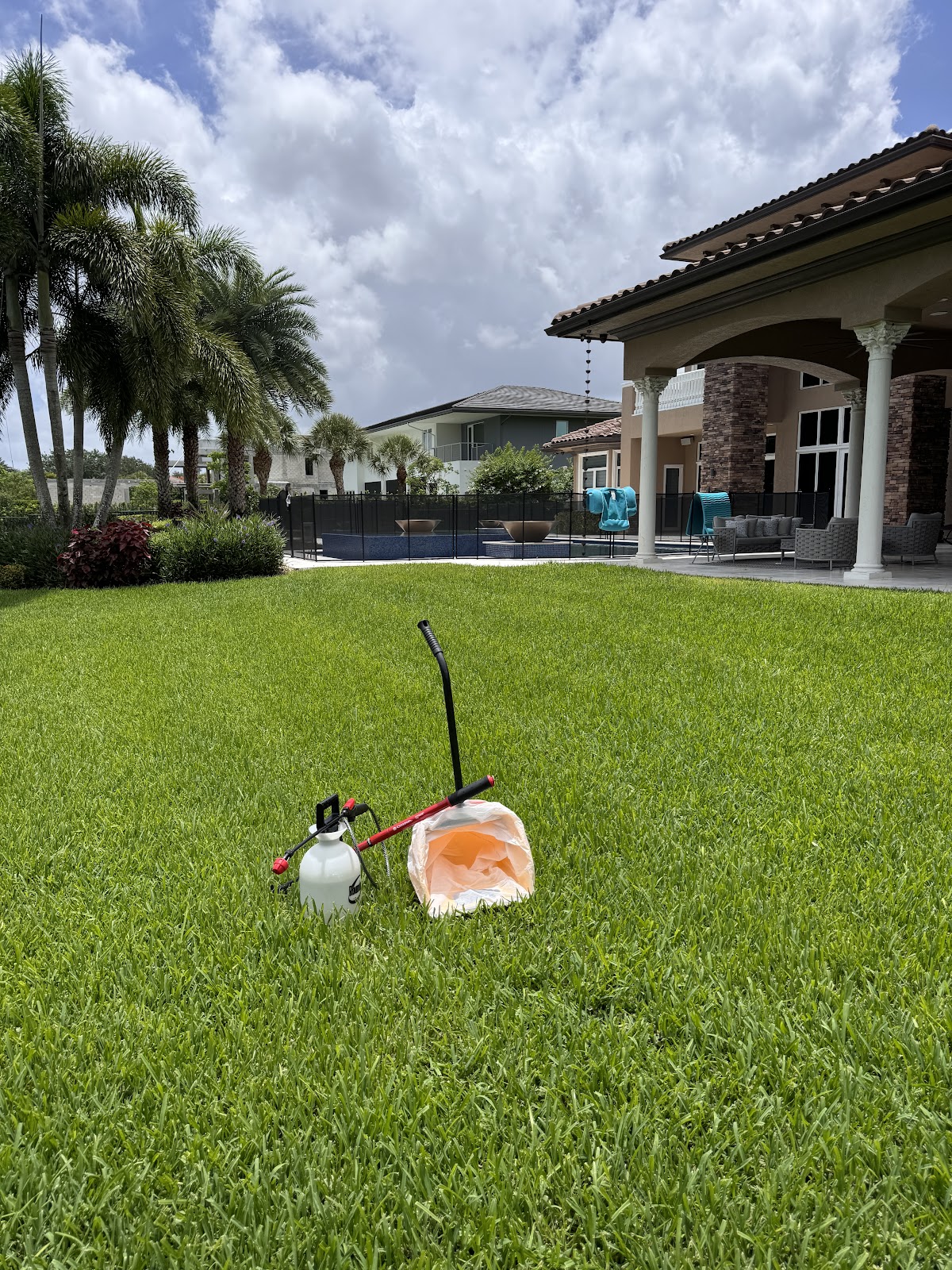 Simple Scoop - Pet Waste Removal