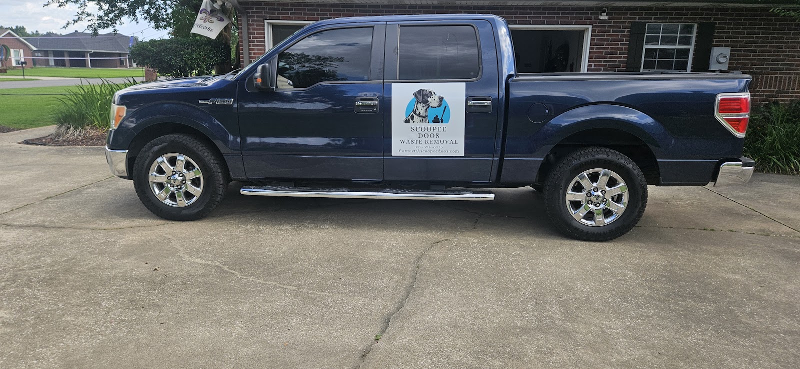 Scoopee Doos Waste Removal