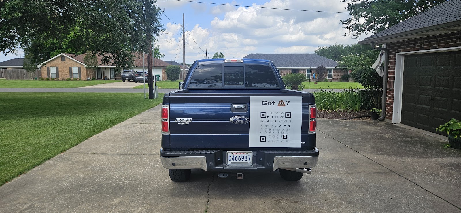 Scoopee Doos Waste Removal - Photo 3