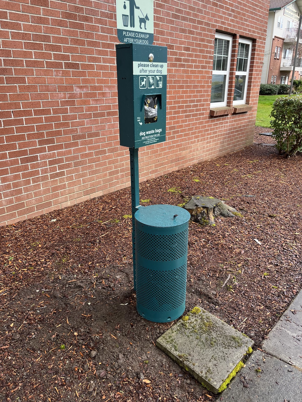 Rover Scoopers - Pet Waste Removal & Poop Scooping - Photo 4