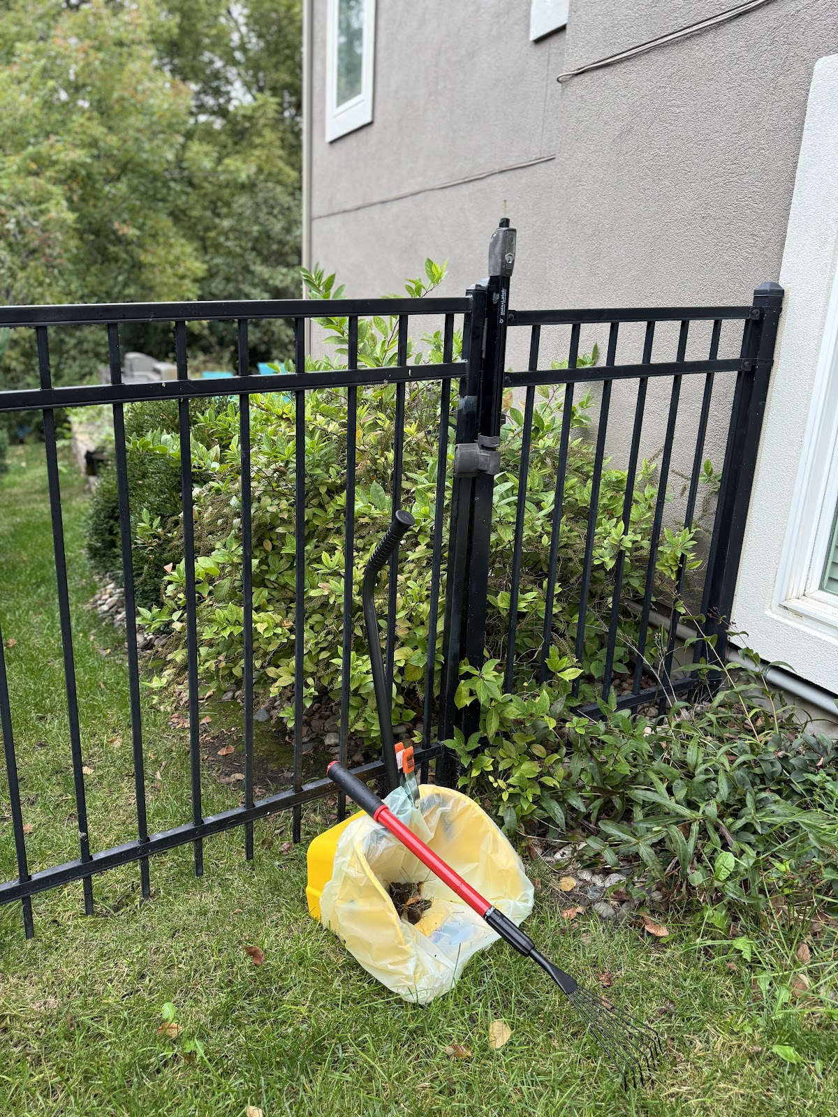 Midwest Poop Scoop - Photo 3