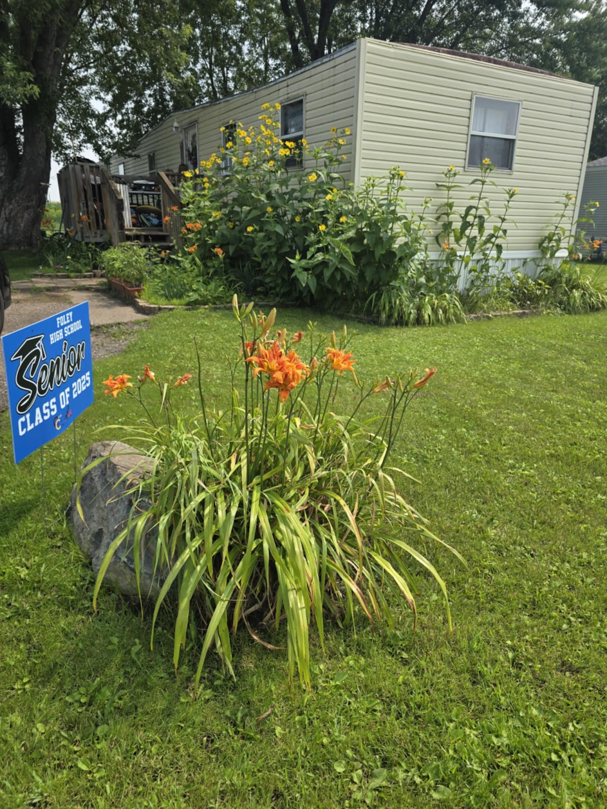 Poop Abductors - Photo 2