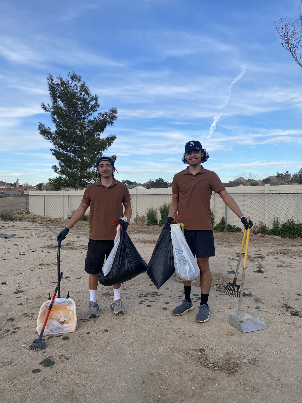 Oopsie Scoops - Pooper Scooper Service - Photo 3