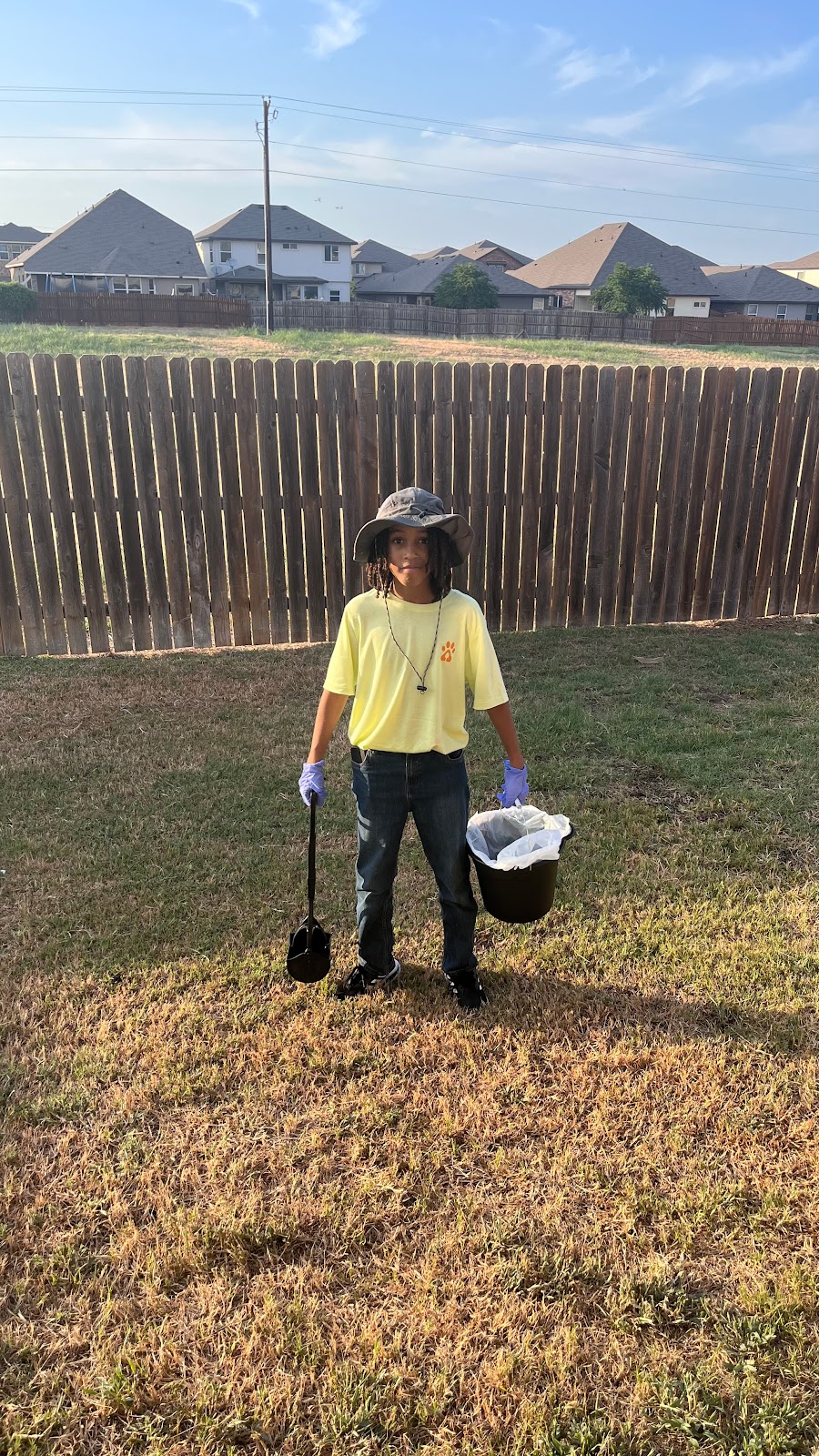 Poop'em Scoop'em - Photo 2