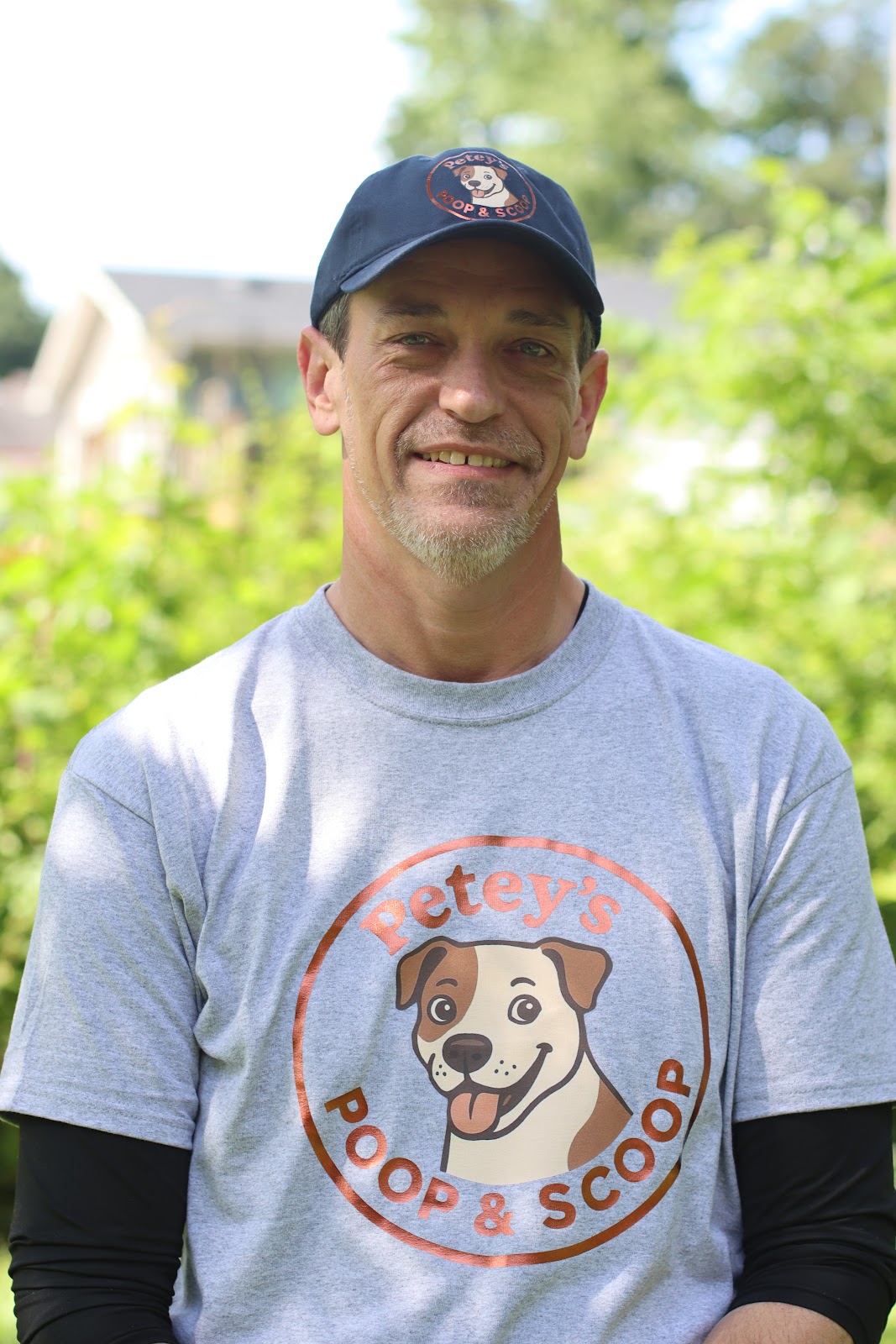 Petey's Poop & Scoop - Photo 2