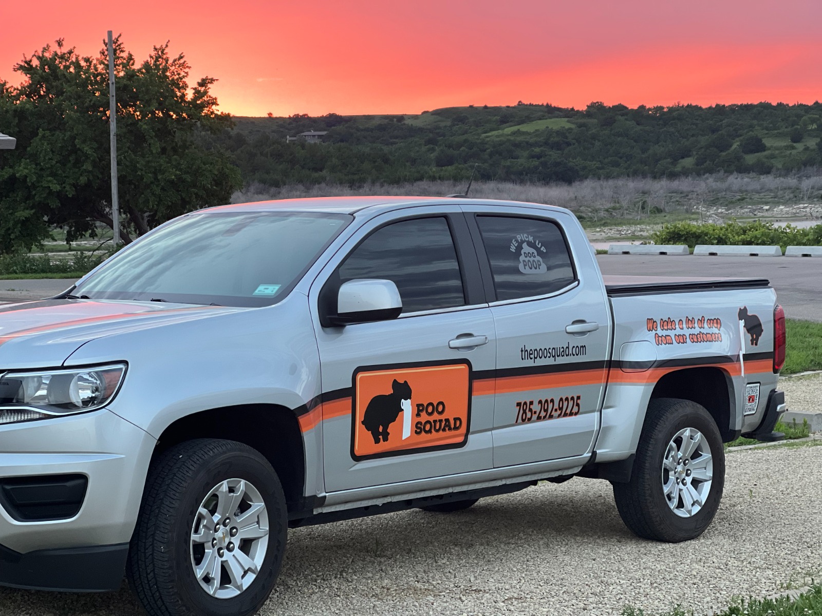 Poo Squad Hutch - Photo 3