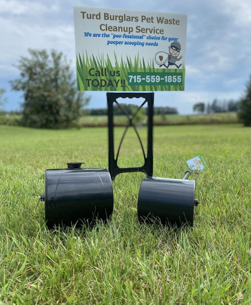 Turd Burglars Pet Waste Cleanup Service - Photo 2