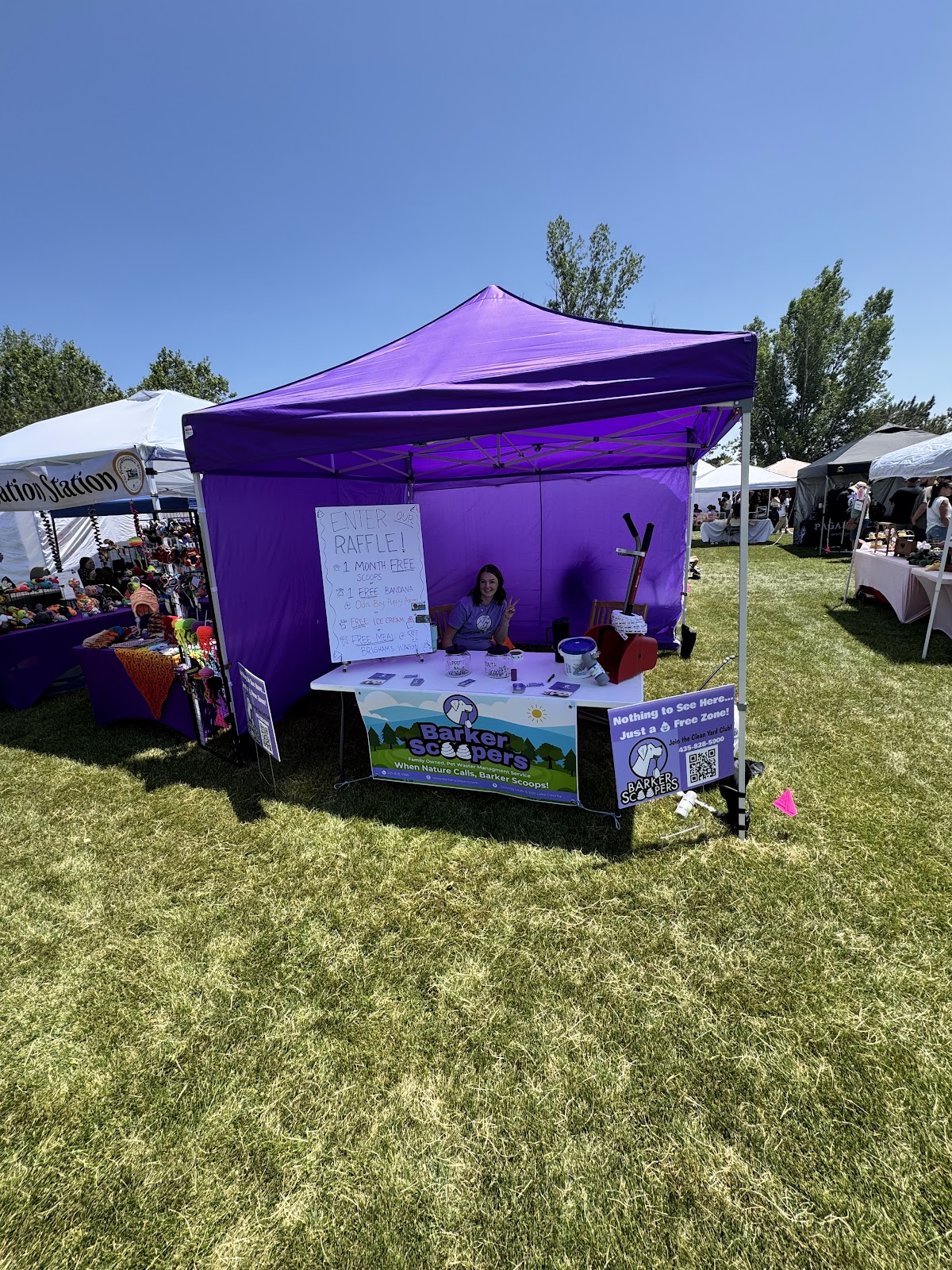 Barker Scoopers - Photo 2