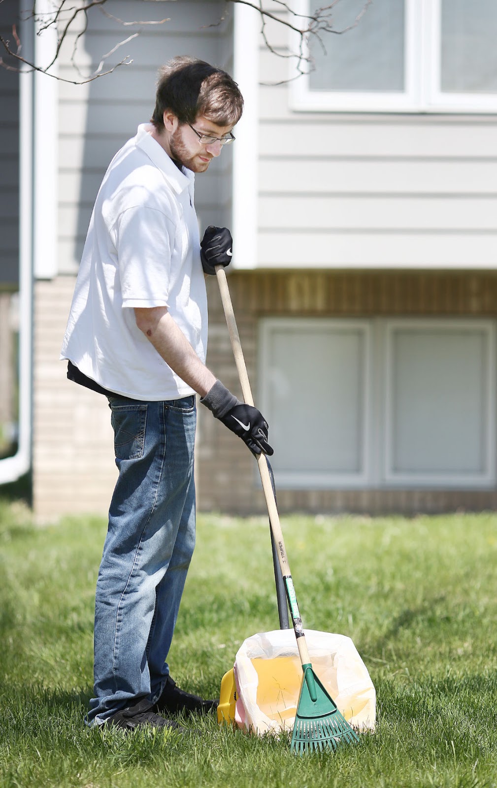 Poo SUX Dog Waste Removal - Photo 3