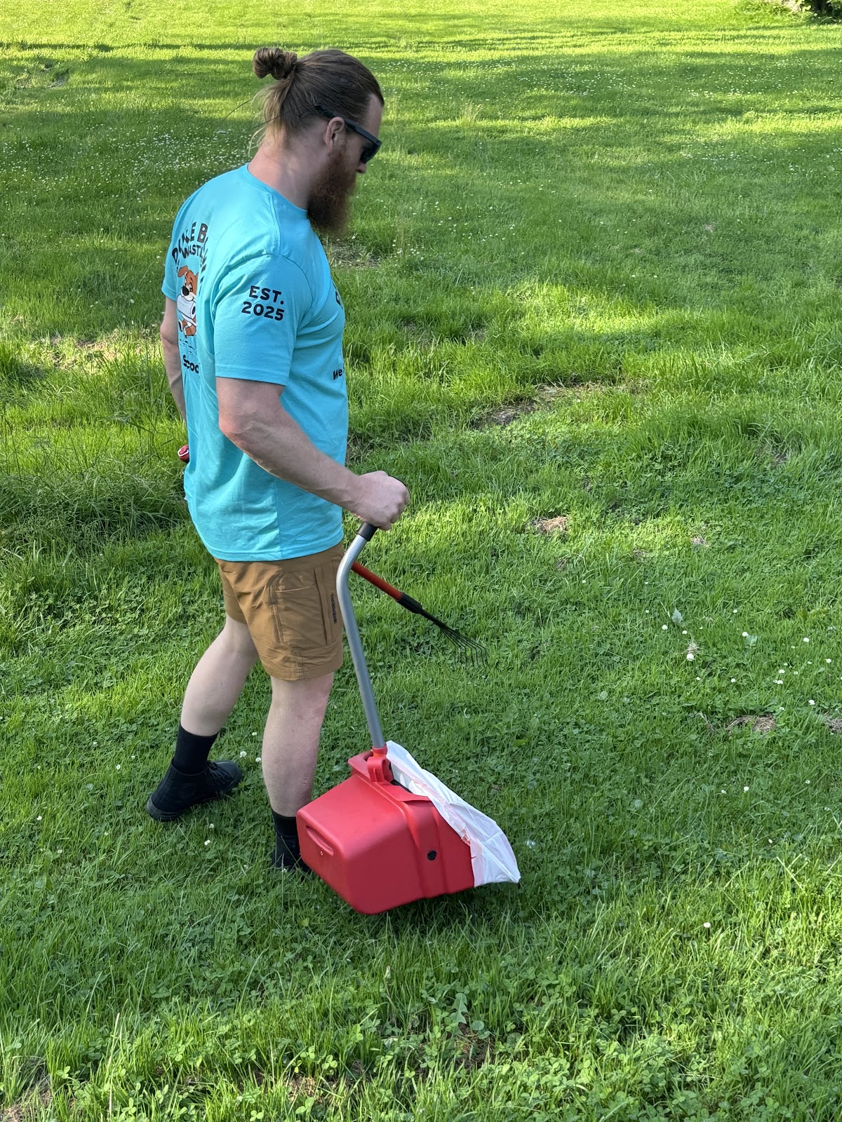 Duke Brown Pet Waste Removal Service, LLC - Photo 2