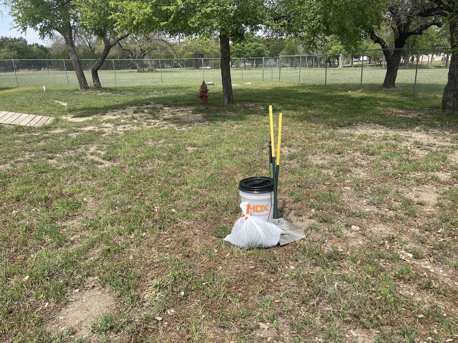 Tactical Pet Waste Removal - Photo 4