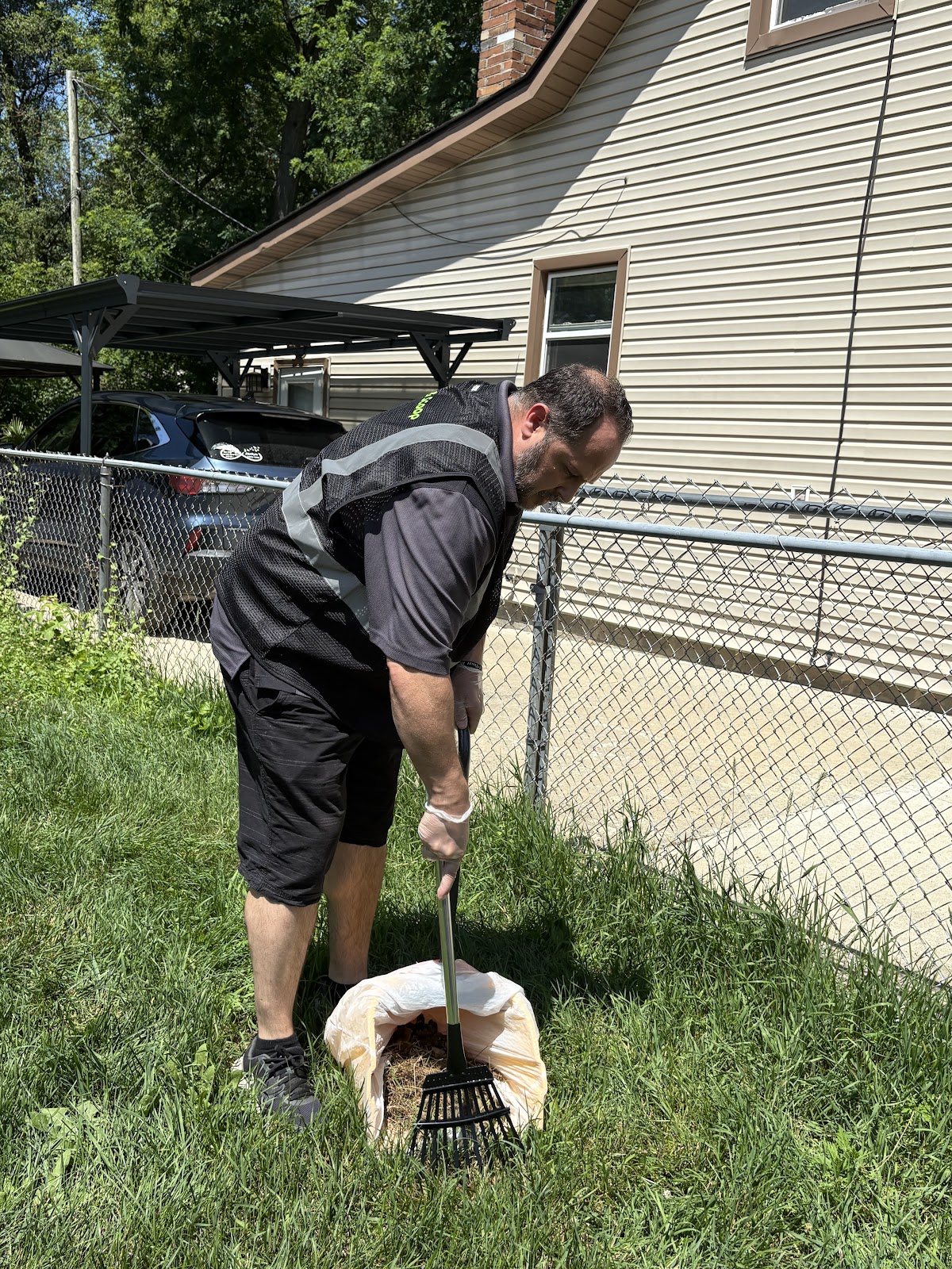 Poop & Scoop Pet Services - Photo 4