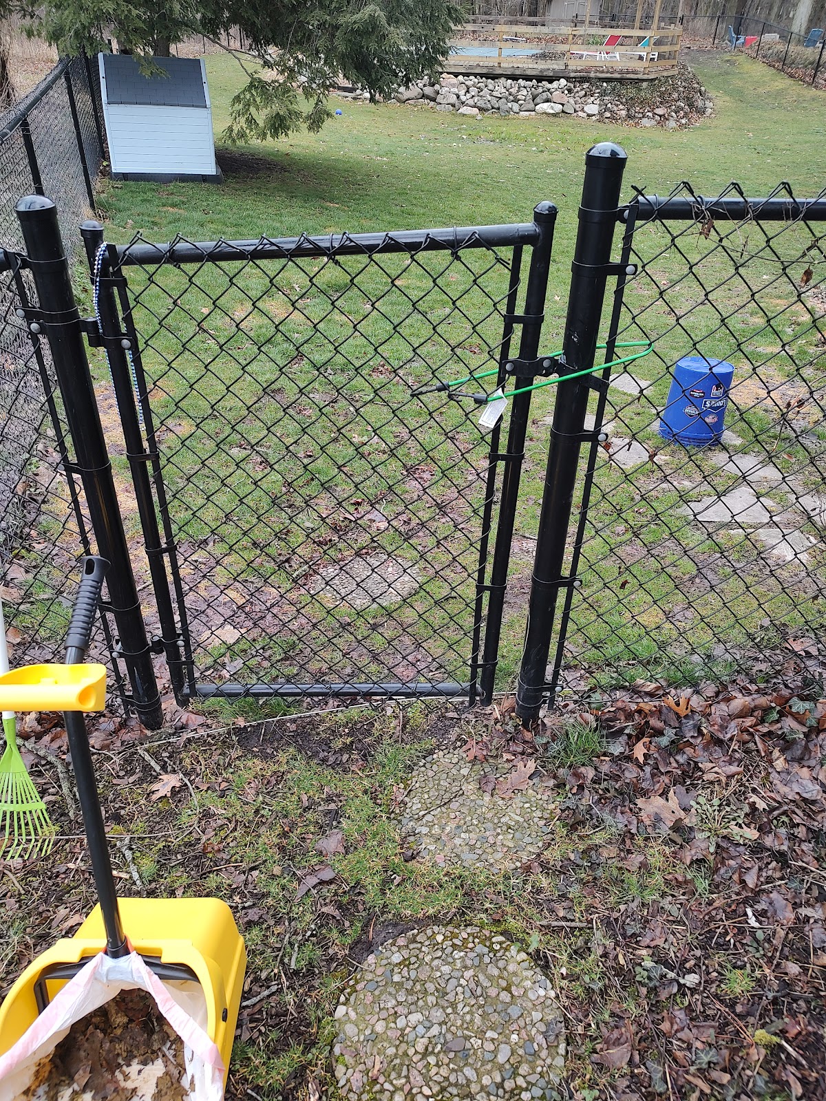 Crew Dawg Scoops Poop Scooping - Photo 2