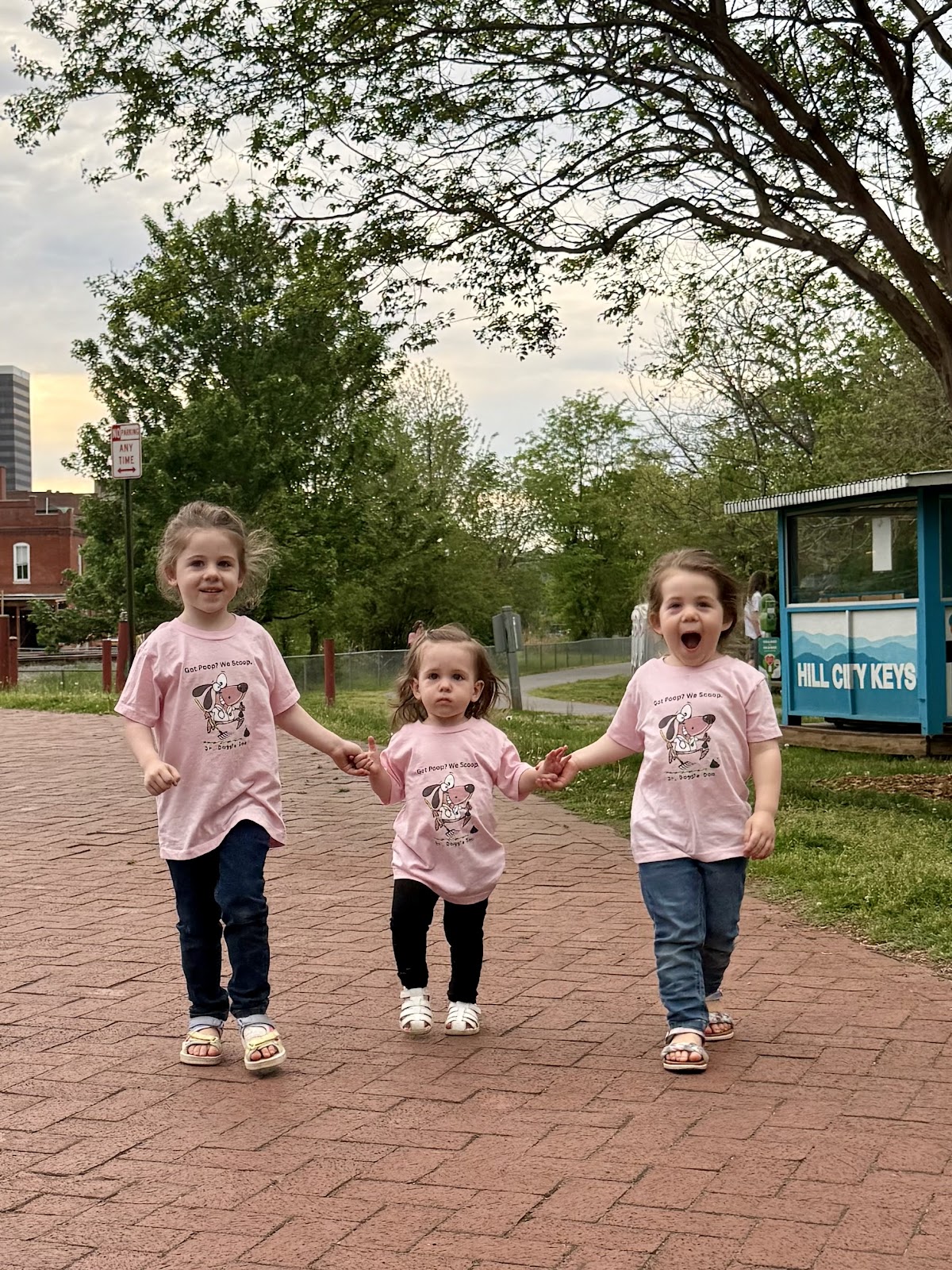 Dr. Doggie Doo - Photo 4