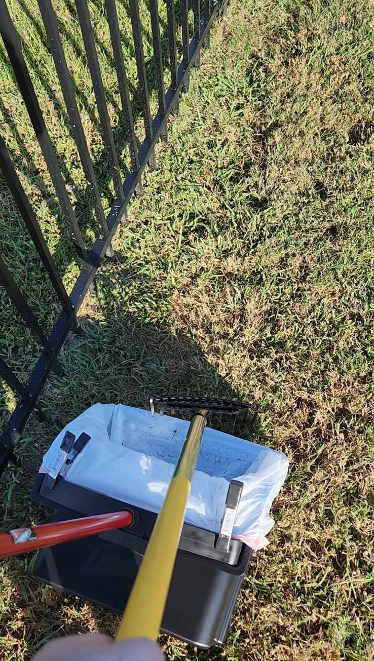 Pooped Scoop - Photo 2