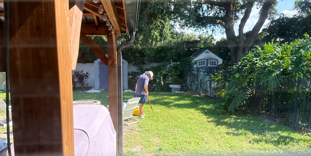 Doody Retrievers - Dog Pooper Scooper Service - Photo 2