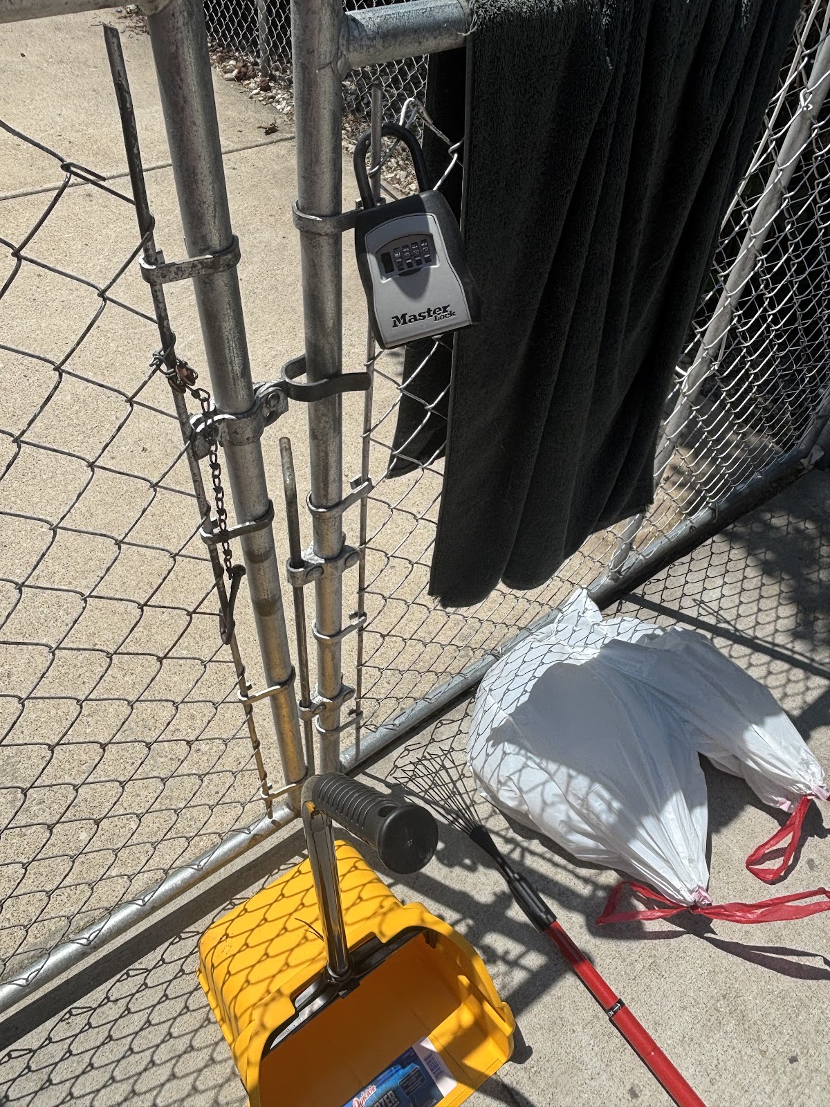 Doo Hero Pet Waste Removal - Photo 4