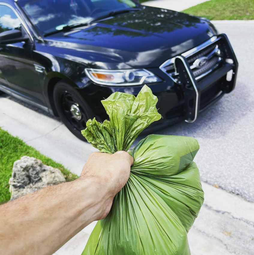Florida Poop Police - Photo 4