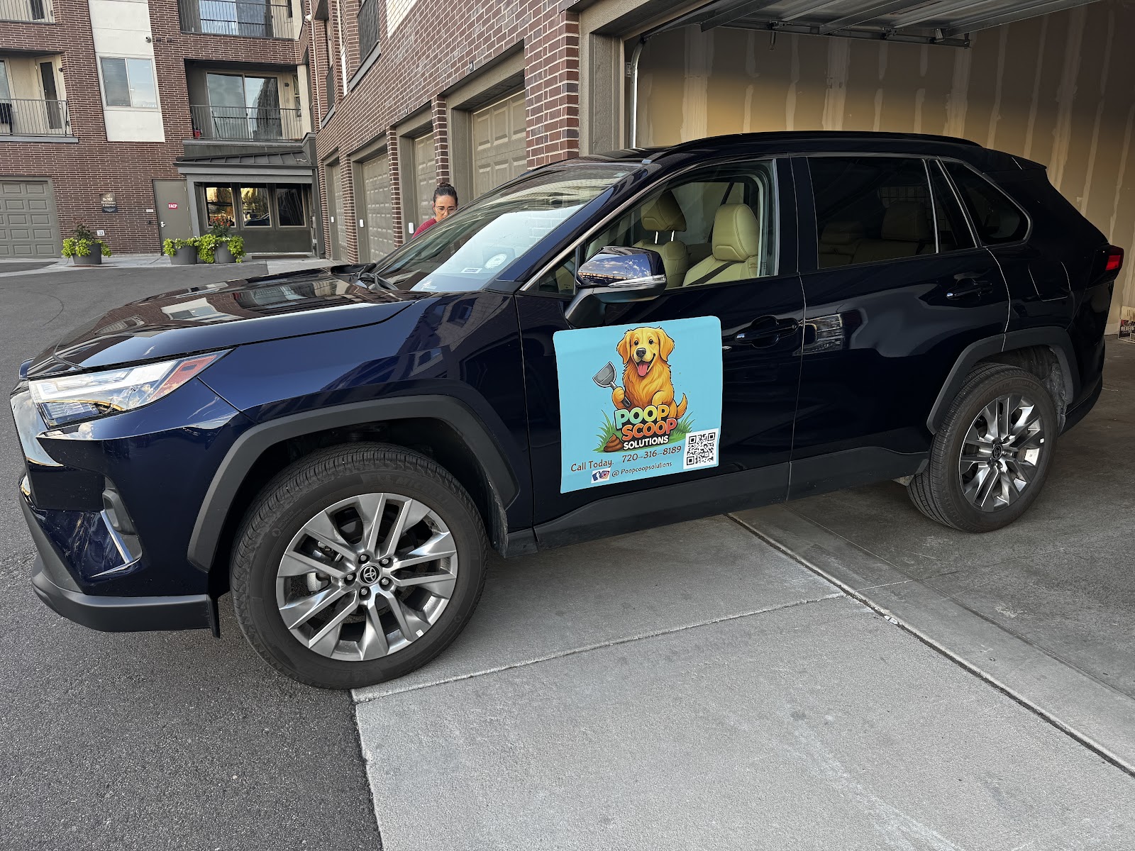 Poop Scoop Solutions - Photo 3