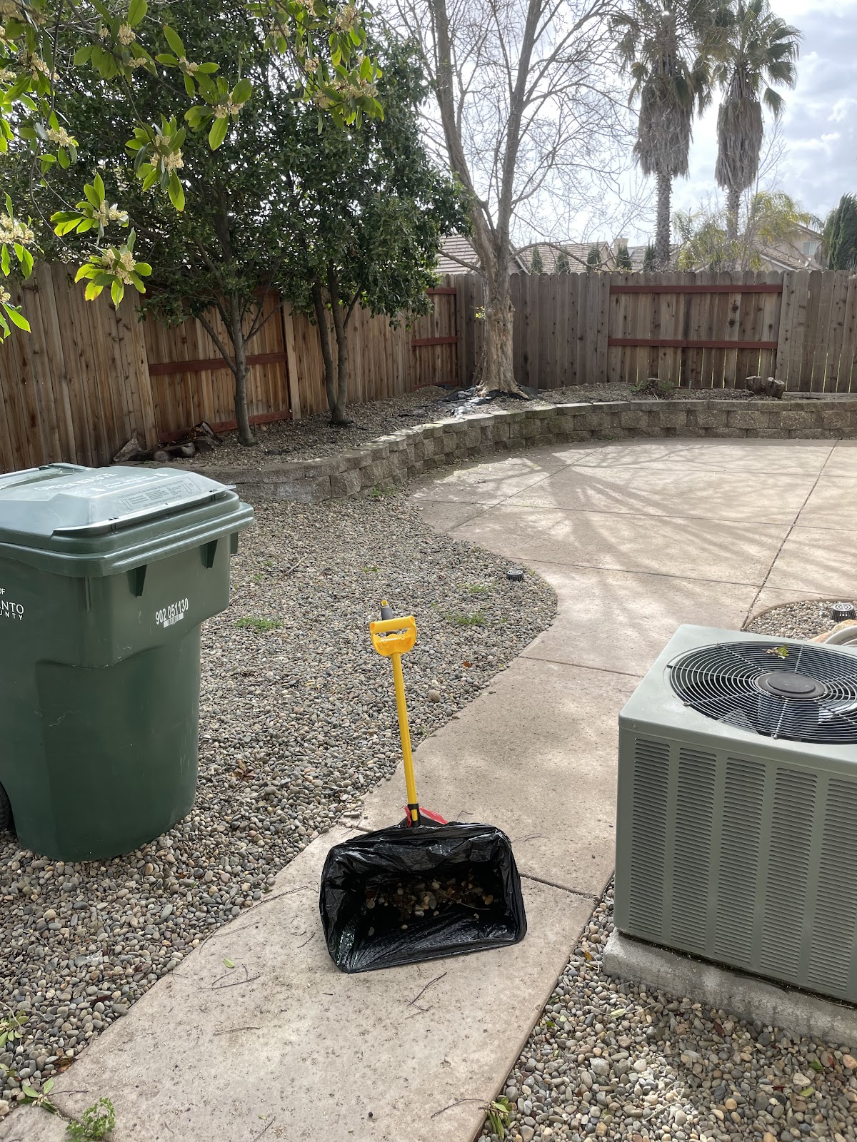 Doggie Doo Disposal - Photo 2