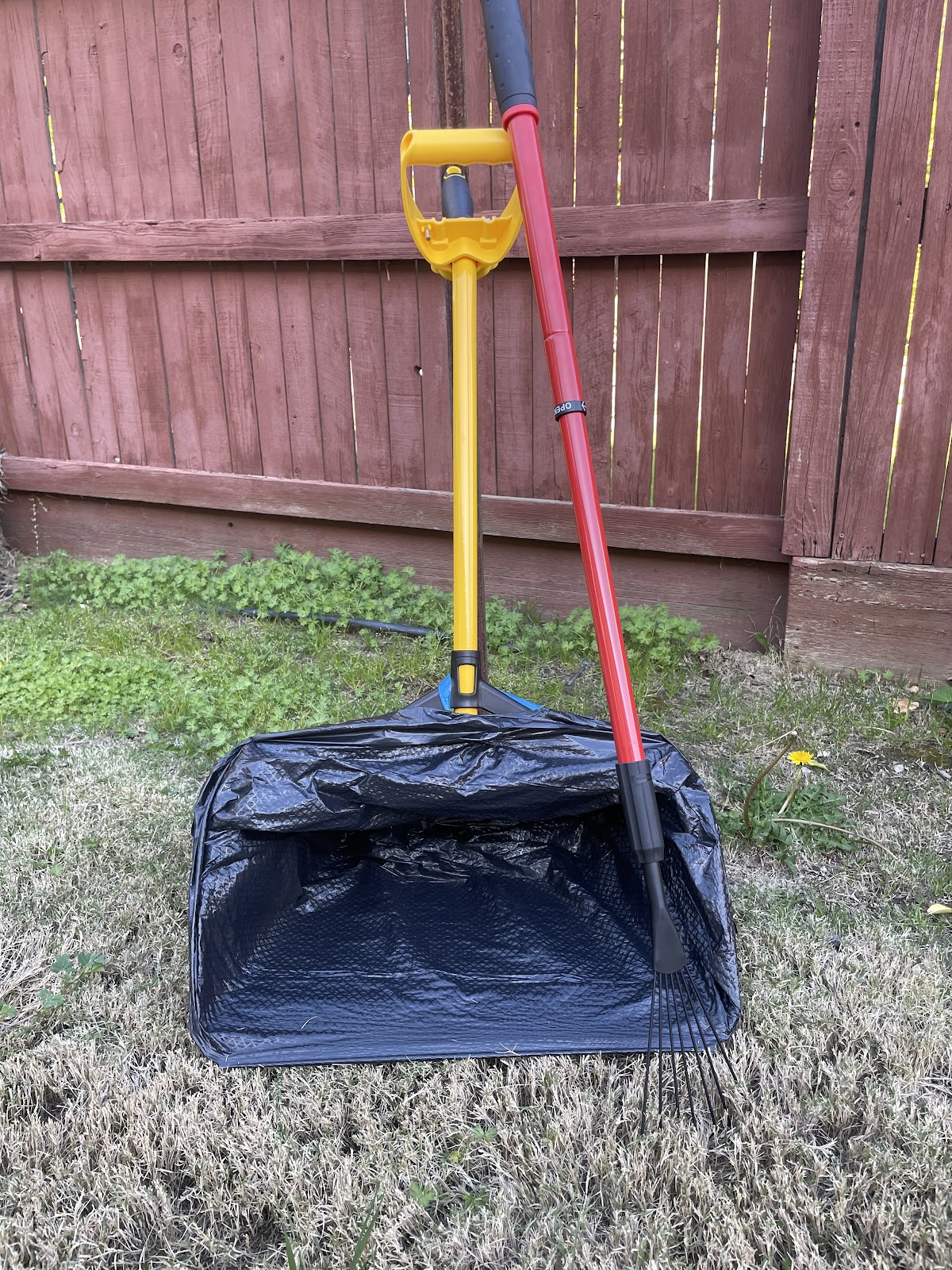 Doggie Doo Disposal - Photo 3