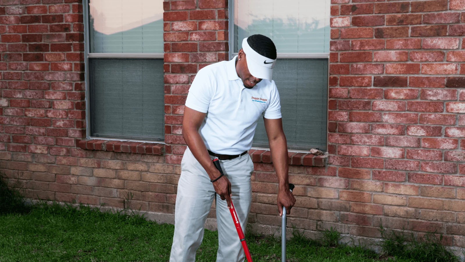 Doggy Doggz Pet Waste Removal - Photo 2