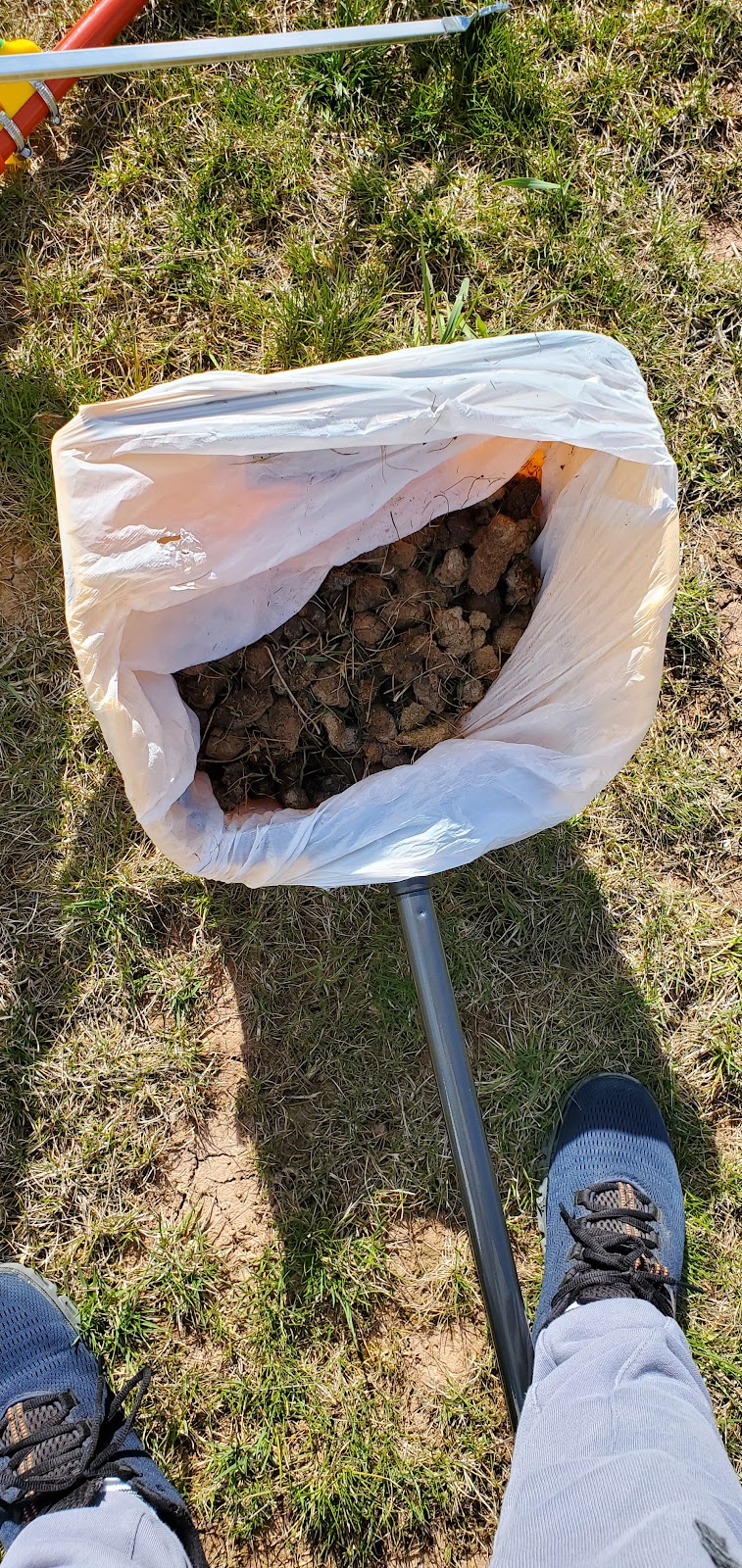 Doggy Poop Pros LLC - Photo 4